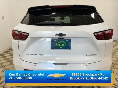 Certified 2021 Chevrolet Blazer Premier w/ Driver Confidence II Package AWD/4WD image 5