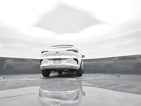 Used 2025 Buick Envista Avenir image 37