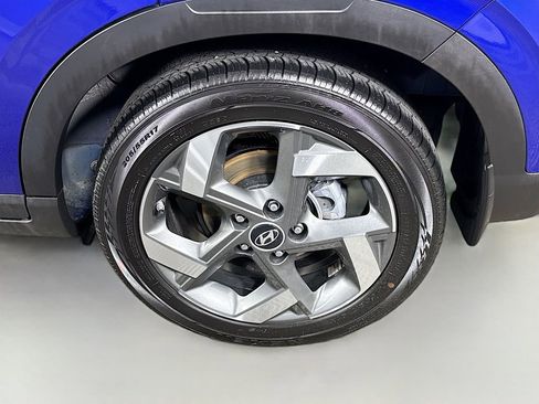 Certified 2024 Hyundai Venue SEL image 34