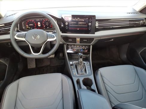New 2026 Volkswagen Jetta SEL FWD image 9