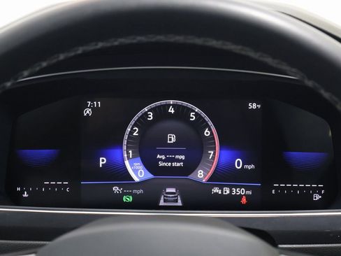 Used 2024 Volkswagen Tiguan S image 18