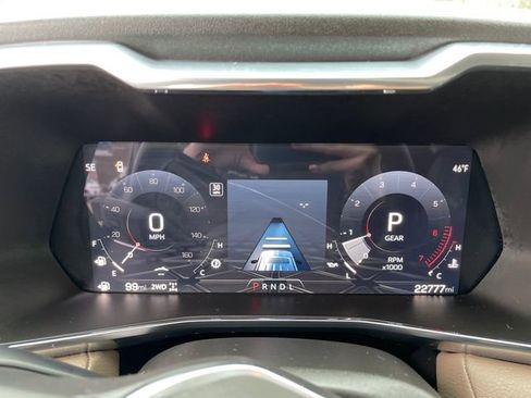 Used 2024 GMC Canyon Denali image 29