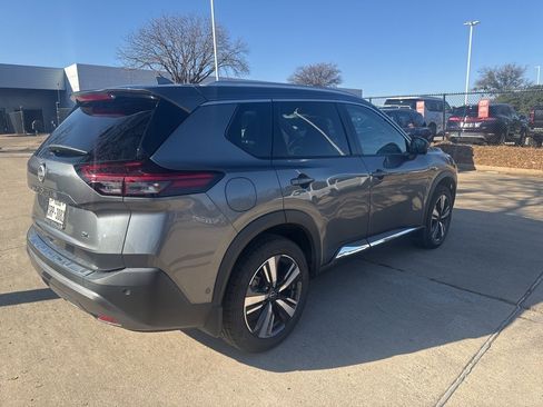 Certified 2022 Nissan Rogue SL w/ SL Premium Package image 4