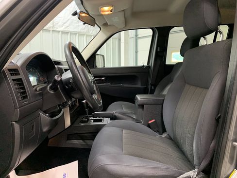 Used 2012 Jeep Liberty Sport w/ Popular Equipment Group AWD/4WD image 16