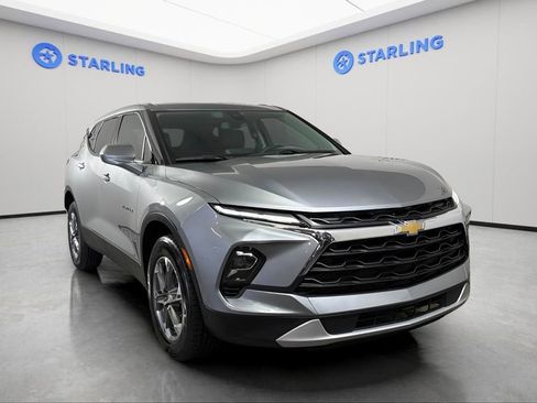 Used 2023 Chevrolet Blazer LT FWD image 15