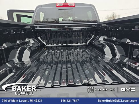 New 2026 GMC Canyon Elevation w/ Convenience Package image 12