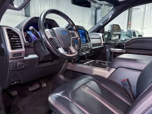 Used 2022 Ford F350 Platinum w/ FX4 Off-Road Package AWD/4WD image 16