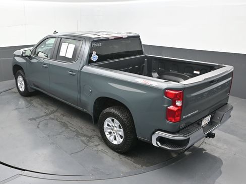 Used 2025 Chevrolet Silverado 1500 LT AWD/4WD image 35