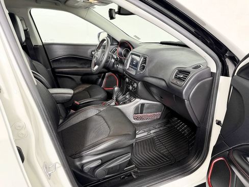 Used 2021 Jeep Compass Trailhawk AWD/4WD image 49
