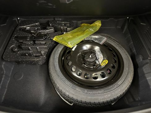 Certified 2023 Chevrolet TrailBlazer RS w/ Convenience Package image 23