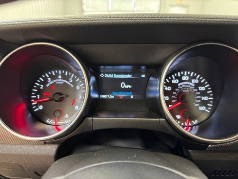 Used 2021 Ford Mustang GT w/ Black Accent Package RWD image 31