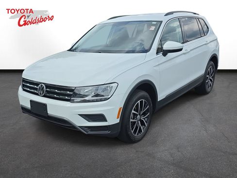 Used 2021 Volkswagen Tiguan SE AWD/4WD image 1
