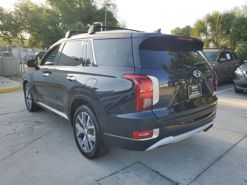 Used 2021 Hyundai Palisade Limited w/ Cargo Package image 2