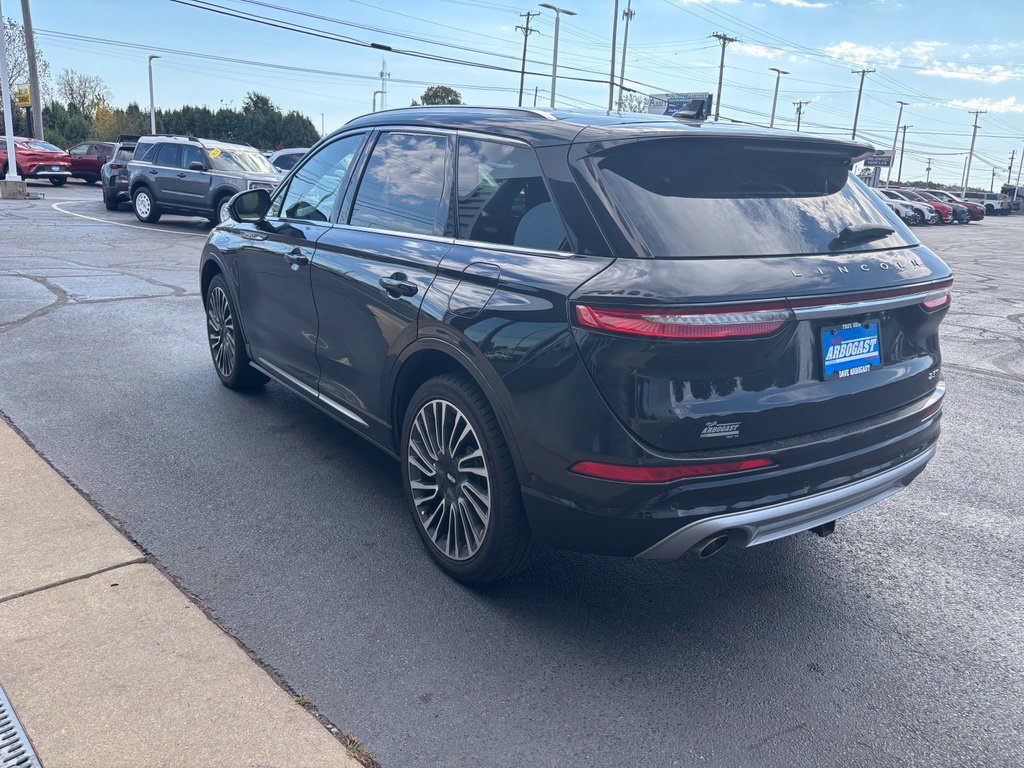Used 2020 Lincoln Corsair Reserve w/ Equipment Group 202A AWD/4WD image 7