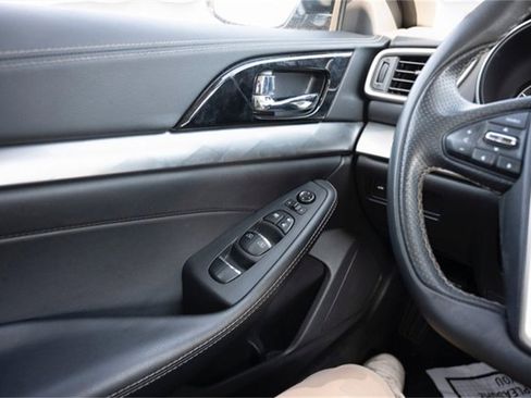 Used 2023 Nissan Maxima SV w/ Floor Mat Group image 16