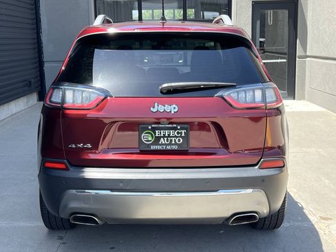 Used 2019 Jeep Cherokee Limited AWD/4WD image 12
