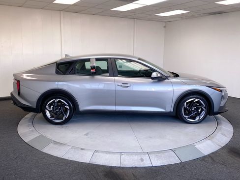 Certified 2025 Kia K4 EX image 6