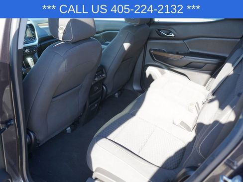Used 2019 GMC Acadia SLE image 29