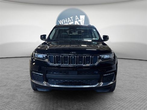 Used 2022 Jeep Grand Cherokee L Limited w/ Luxury Tech Group II image 9