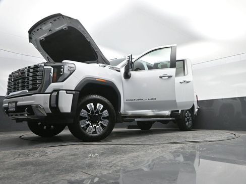 Used 2024 GMC Sierra 2500 Denali w/ Denali Reserve Package image 55