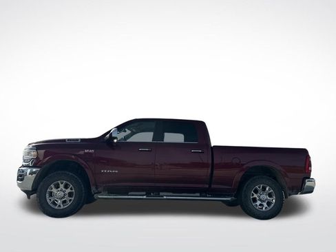 Used 2022 RAM 2500 Laramie w/ Chrome Appearance Group image 9