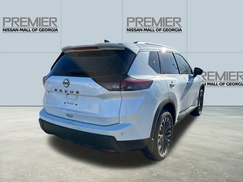 New 2026 Nissan Rogue SV FWD image 5