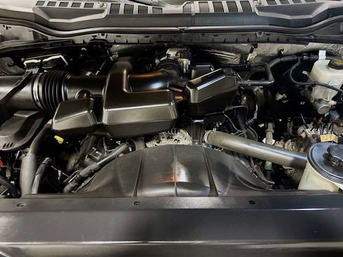 Used 2019 Ford F250 Lariat image 39