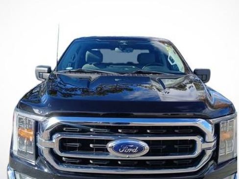 Certified 2022 Ford F150 XLT w/ Equipment Group 302A High image 15