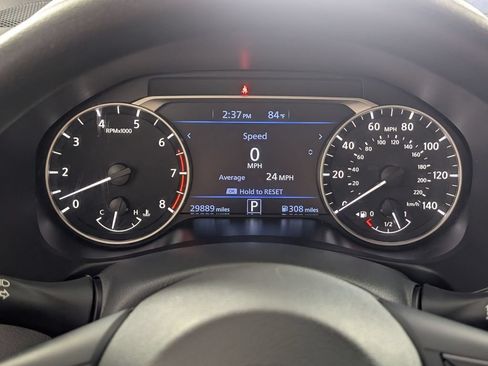 Used 2025 Nissan Altima 2.5 SV FWD image 18