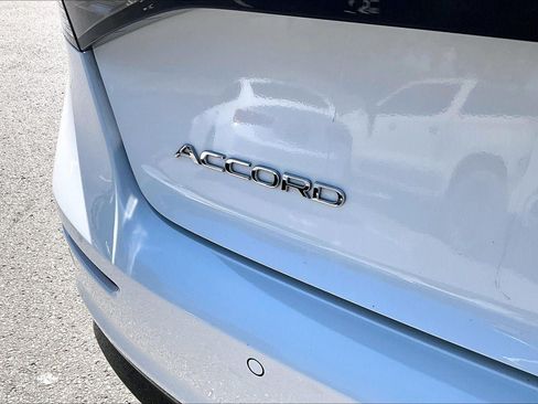 Used 2023 Honda Accord Touring image 30
