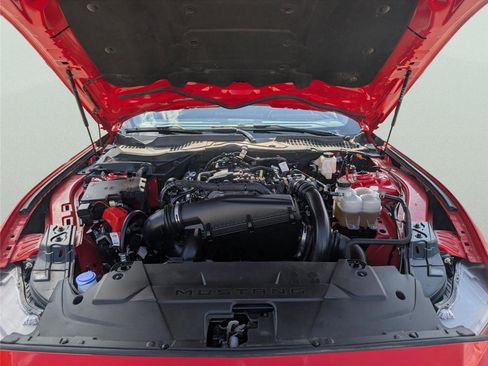 Used 2025 Ford Mustang Coupe image 15