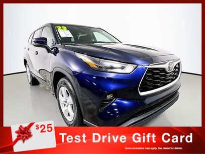 Used 2023 Toyota Highlander LE