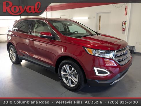 Used 2018 Ford Edge Titanium w/ Technology Package image 5