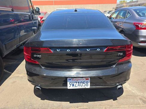 Used 2018 Volvo S90 T5 Momentum w/ Convenience Package FWD image 5