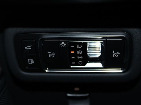 New 2026 Lincoln Nautilus Premier AWD/4WD image 40