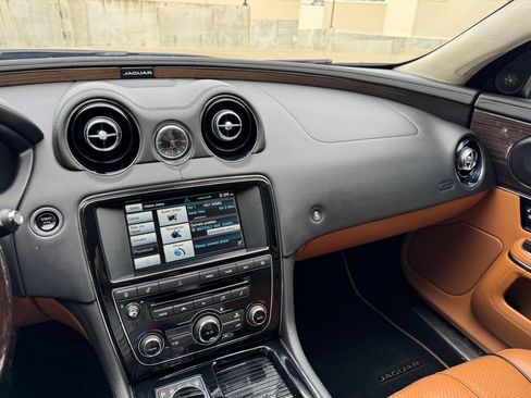 Used 2015 Jaguar XJ L Supercharged image 14