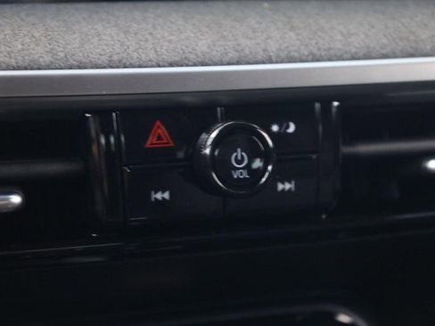 New 2026 Nissan Kicks SV image 13