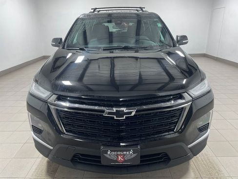 Used 2023 Chevrolet Traverse LT w/ Midnight/Sport Edition image 2