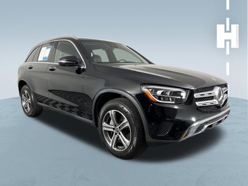 Used 2022 Mercedes-Benz GLC 300 image 1