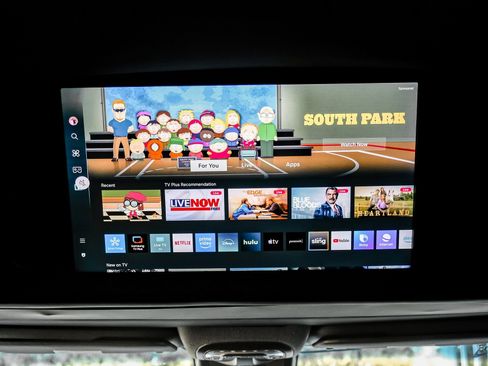 Used 2023 Mercedes-Benz Sprinter 3500 w/ Parking Package image 74