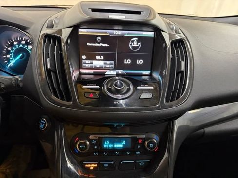 Used 2015 Ford Escape Titanium AWD/4WD image 36