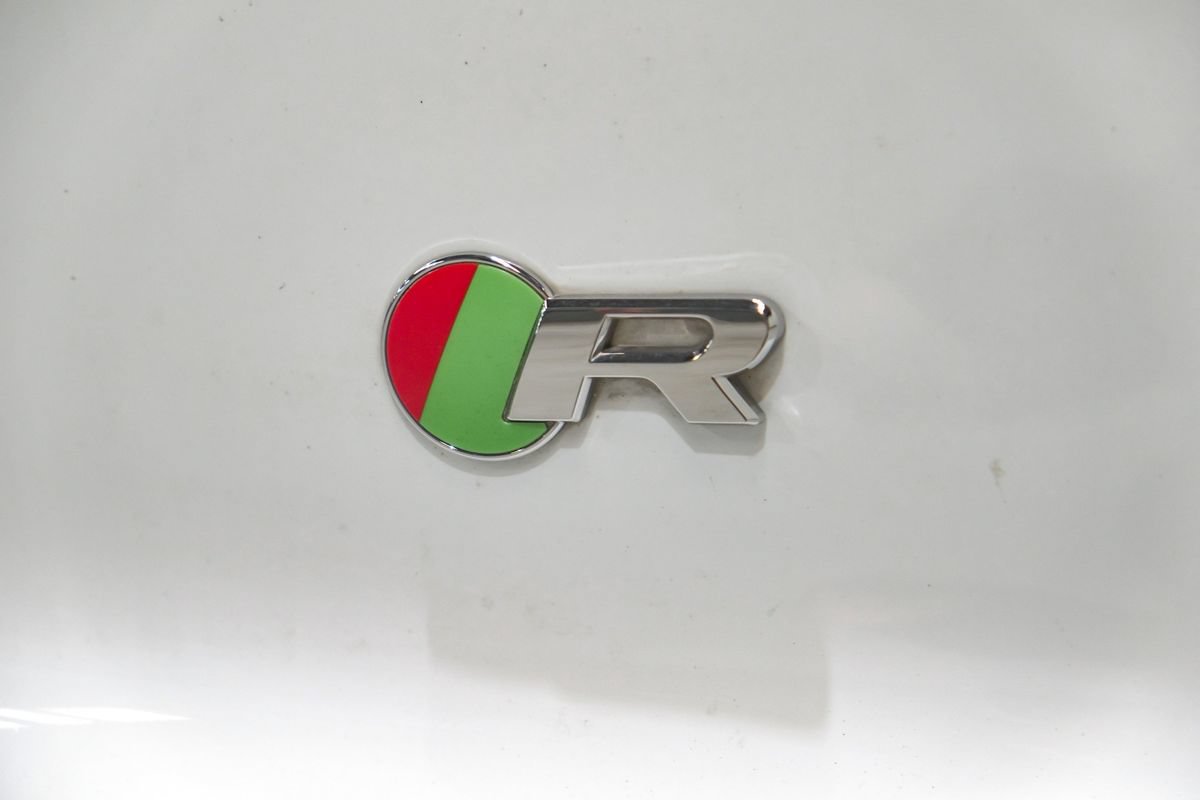 Used 2019 Jaguar F-TYPE R AWD/4WD image 47