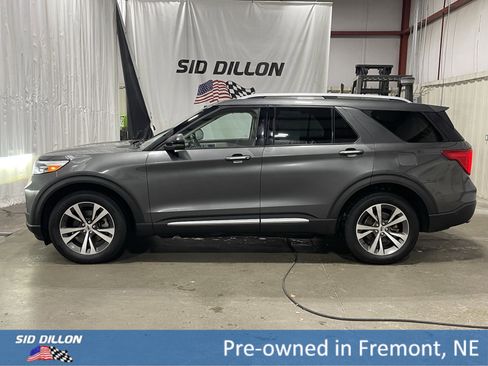 Used 2020 Ford Explorer Platinum image 8