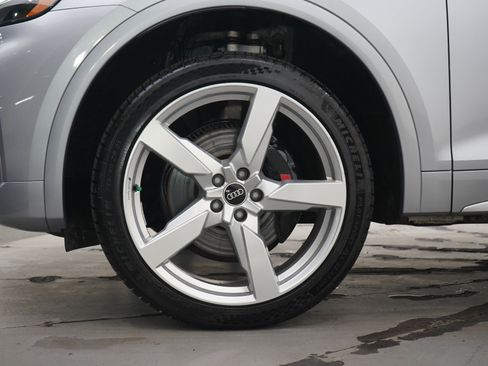 Used 2023 Audi SQ5 Premium Plus AWD/4WD image 30