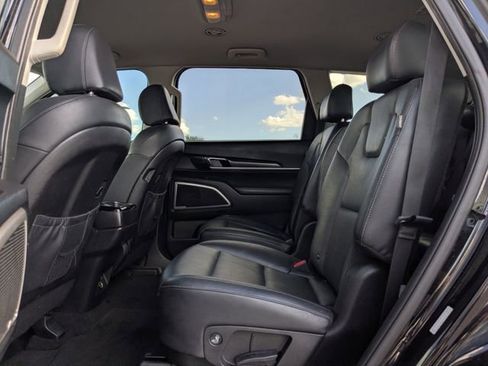 Certified 2023 Kia Telluride S FWD image 17
