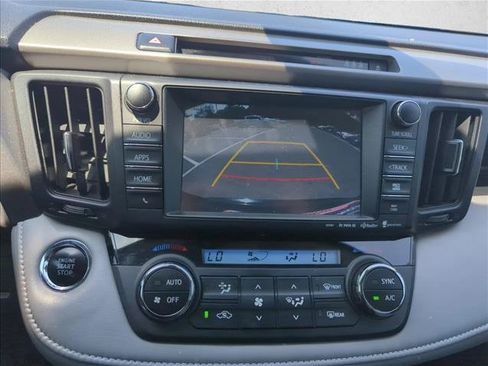 Used 2018 Toyota RAV4 XLE FWD image 27