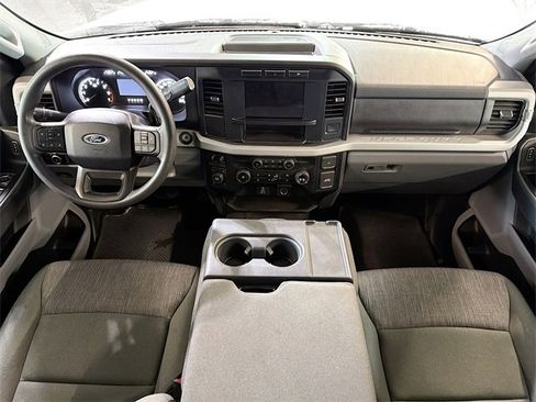 Used 2024 Ford F350 XLT image 10