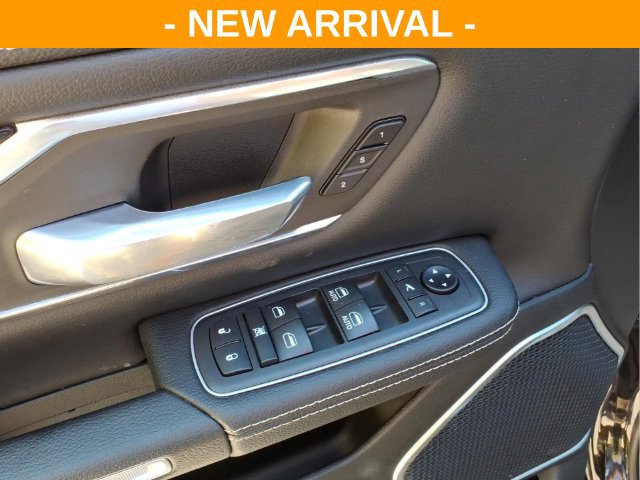 Used 2020 RAM 1500 Laramie w/ Sport Appearance Package AWD/4WD image 17
