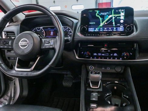 Used 2021 Nissan Rogue SL w/ Premium Package image 29