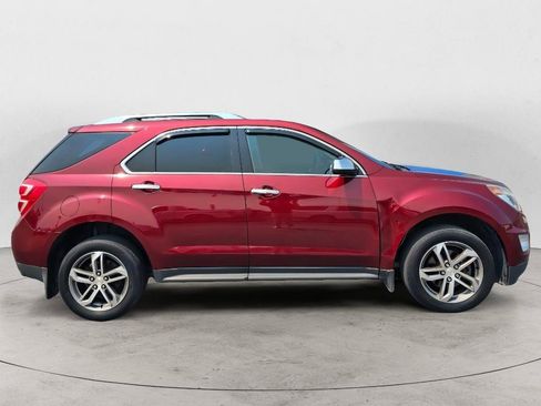 Used 2017 Chevrolet Equinox Premier w/ Enhanced Convenience Package AWD/4WD image 2